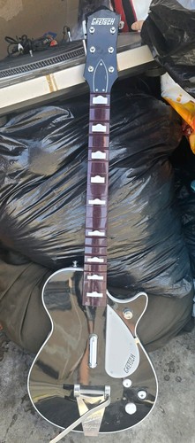 Beatles rock band wii - band, bigsby